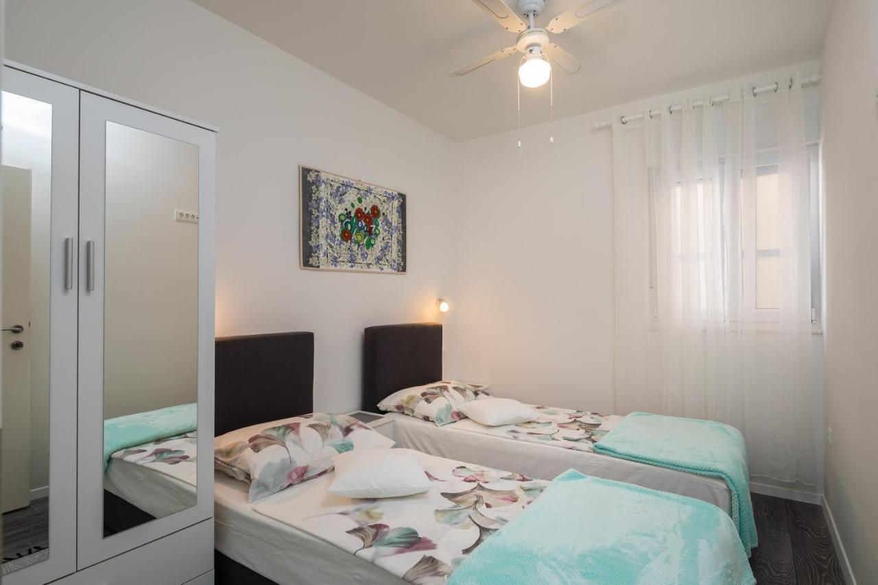 Ferienwohnung Seaside Deluxe Jesenice  Exterior foto