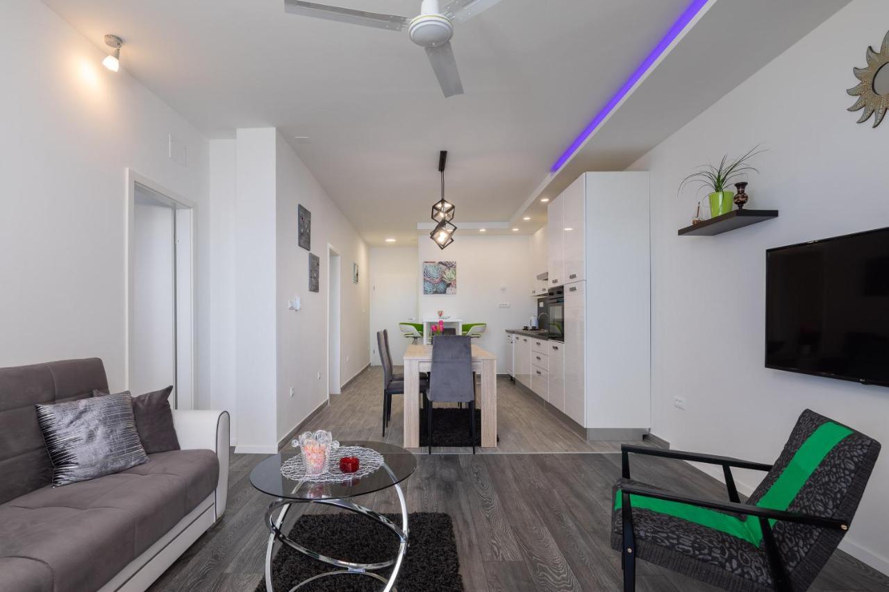 Ferienwohnung Seaside Deluxe Jesenice  Exterior foto