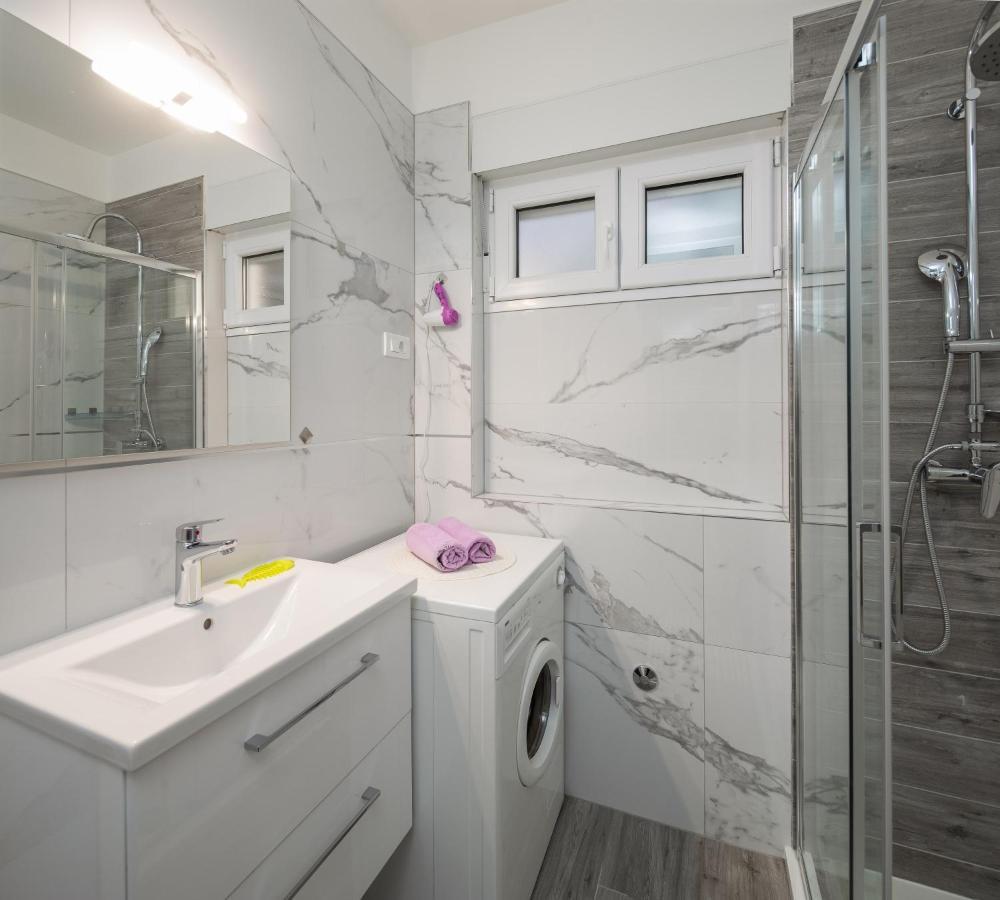 Ferienwohnung Seaside Deluxe Jesenice  Exterior foto